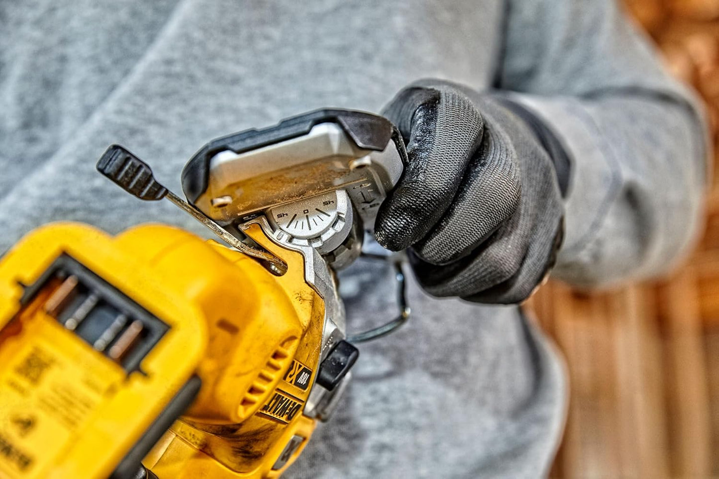 DEWALT DCS334N-XJ 18V Li-Ion XR Brushless Cordless Jigsaw - Bare